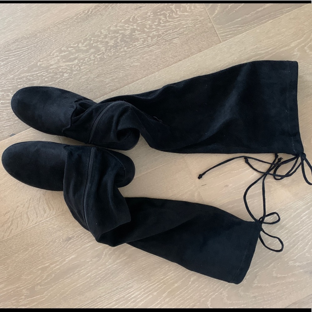 Like new-Wide calf, stretch over the knee boots